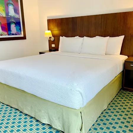 Courtyard By Marriott Guayaquil-3